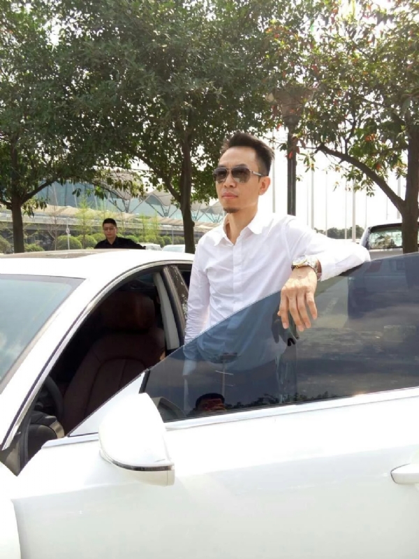 杨岳的第一张照片--南靖征婚网