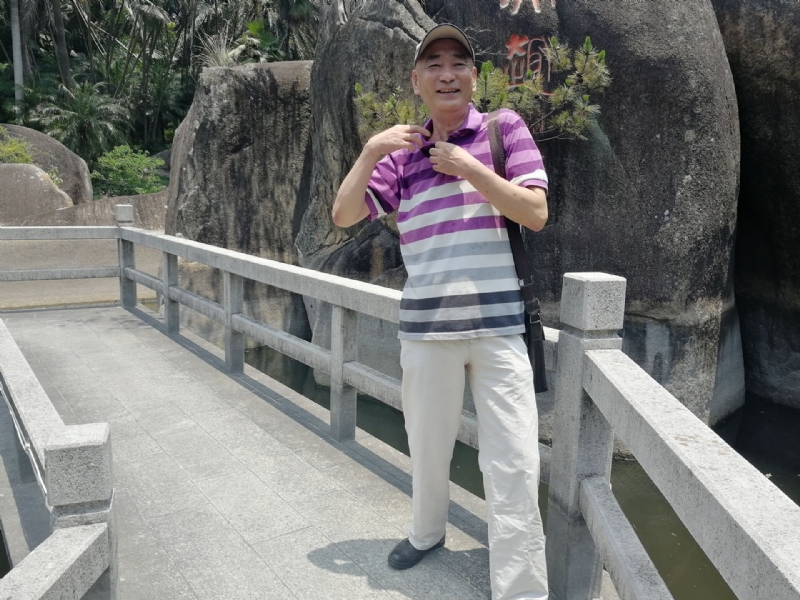 热腾腾的第三张照片--南靖征婚网