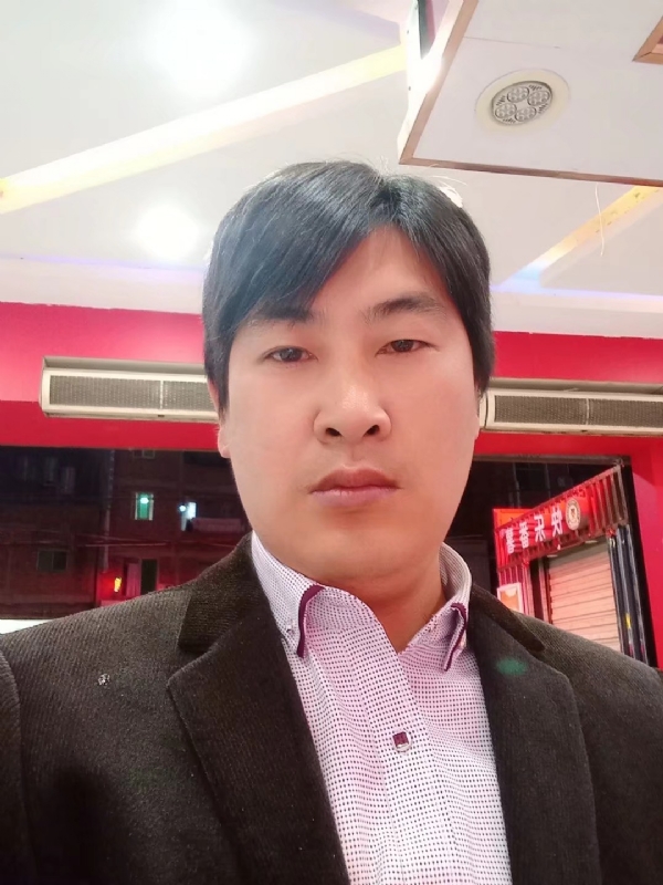 奔跑的第二张照片--南靖征婚网