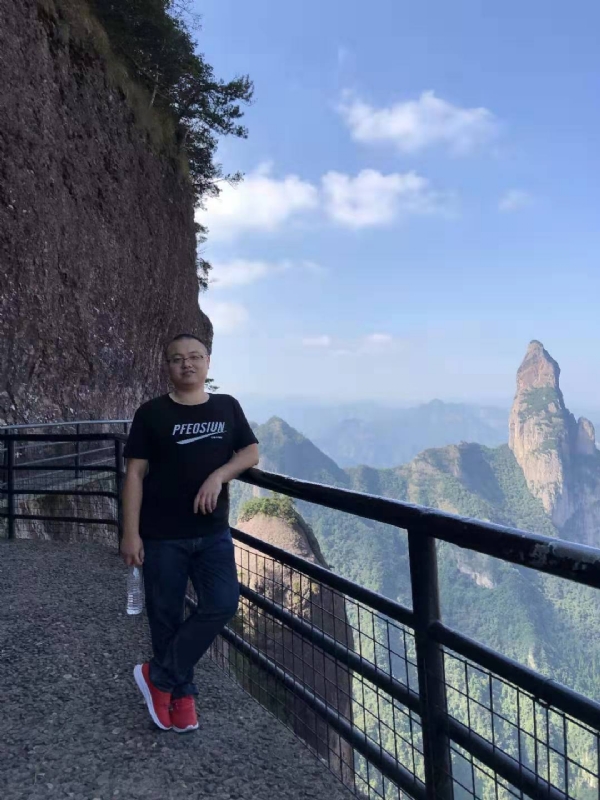 不杵于物的第一张照片--南靖征婚网