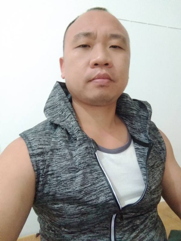 whm的第二张照片--南靖征婚网