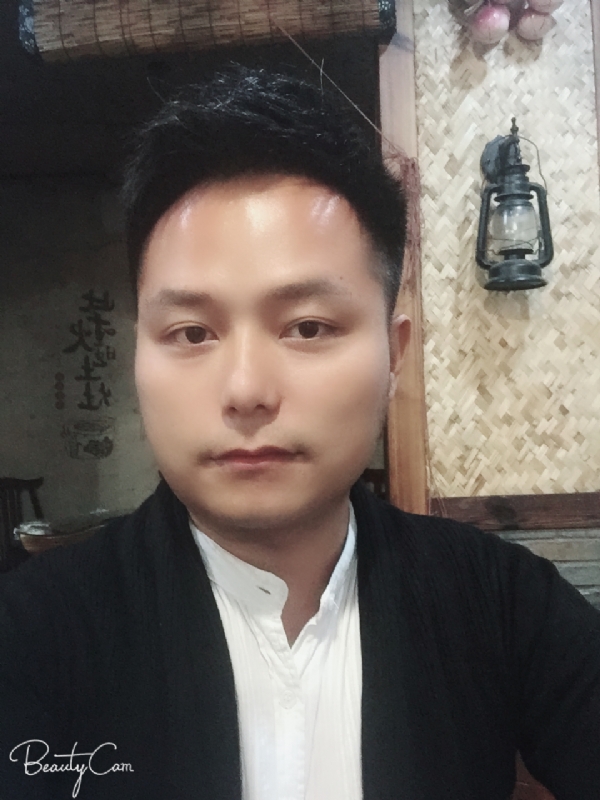 亦初的第一张照片--南靖征婚网