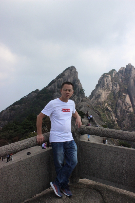 猩猩巨呃的第三张照片--南靖征婚网