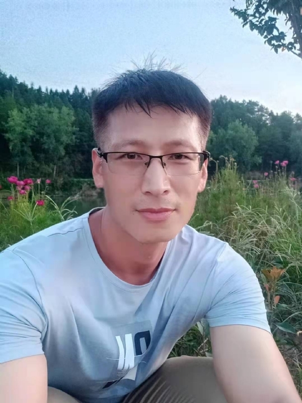 零零柒的第一张照片--南靖征婚网