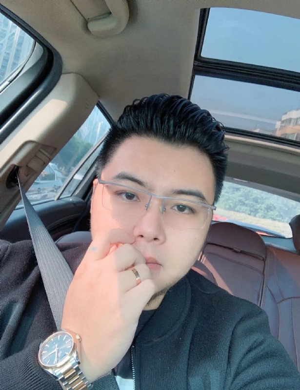 把苹果咬哭的第一张照片--南靖征婚网