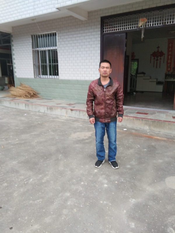 阿泉的第一张照片--南靖征婚网