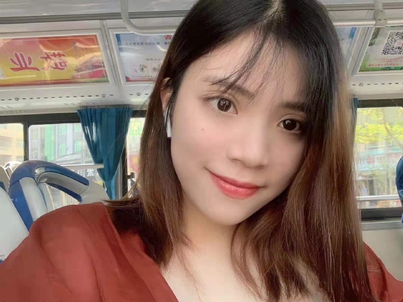 小眼睛的第一张照片--南靖征婚网