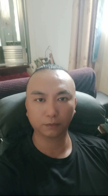 施逸森的第一张照片--南靖征婚网