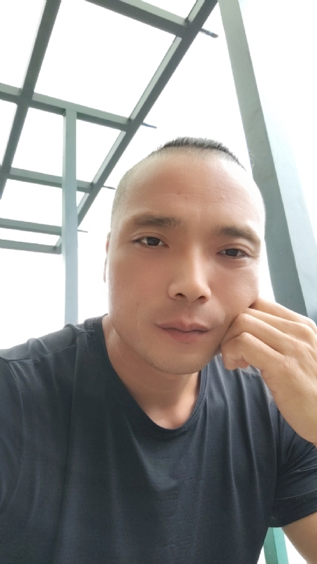 伯爵的第三张照片--南靖征婚网